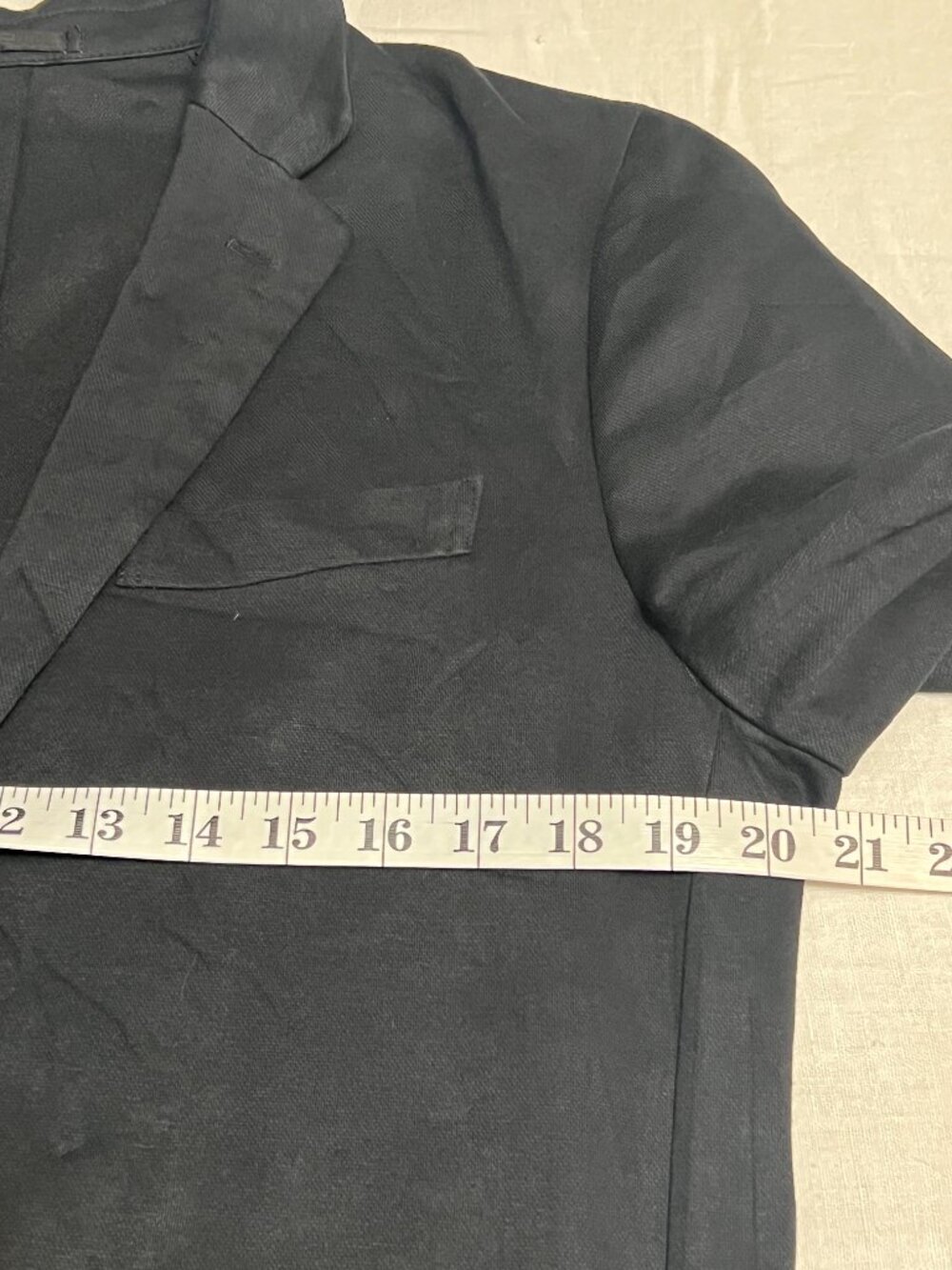 Uniqlo Men’s Black Blazer Size L Classic Single Button Lightweight Jacket Work - Picture 6 of 10